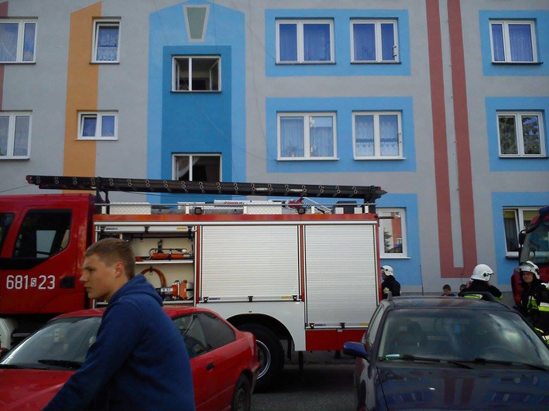 Pożar mieszkania na osiedlu 3 maja w Szczekocinach